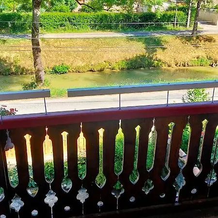 L'etape Du Canal - Pelerins, Randonneurs, Vacanciers بيت شباب